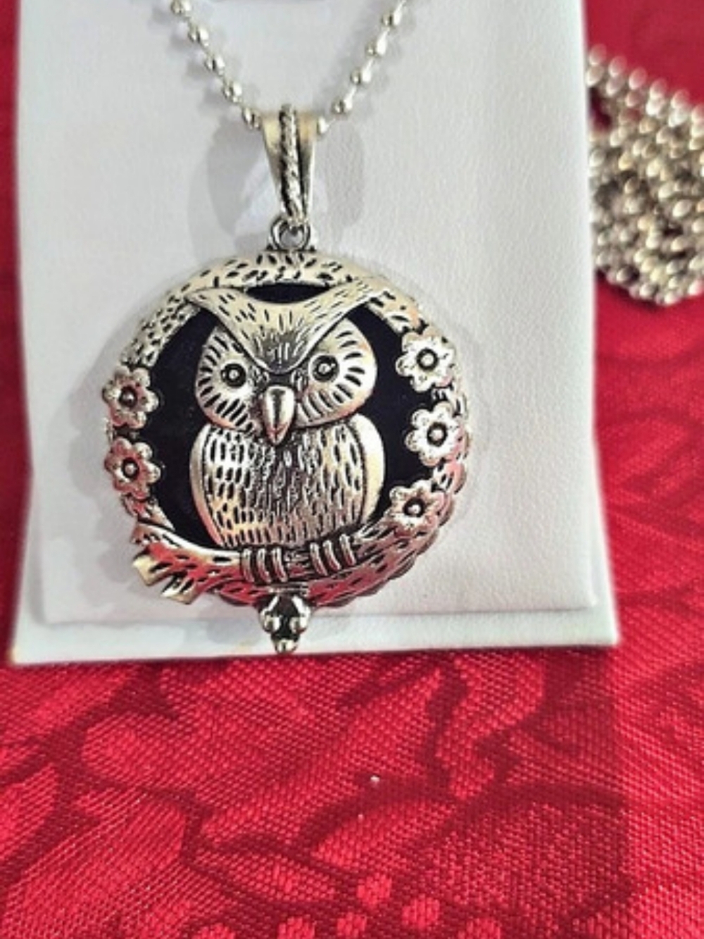 Owl Aromatherapy Essential Oil Diffuser Locket